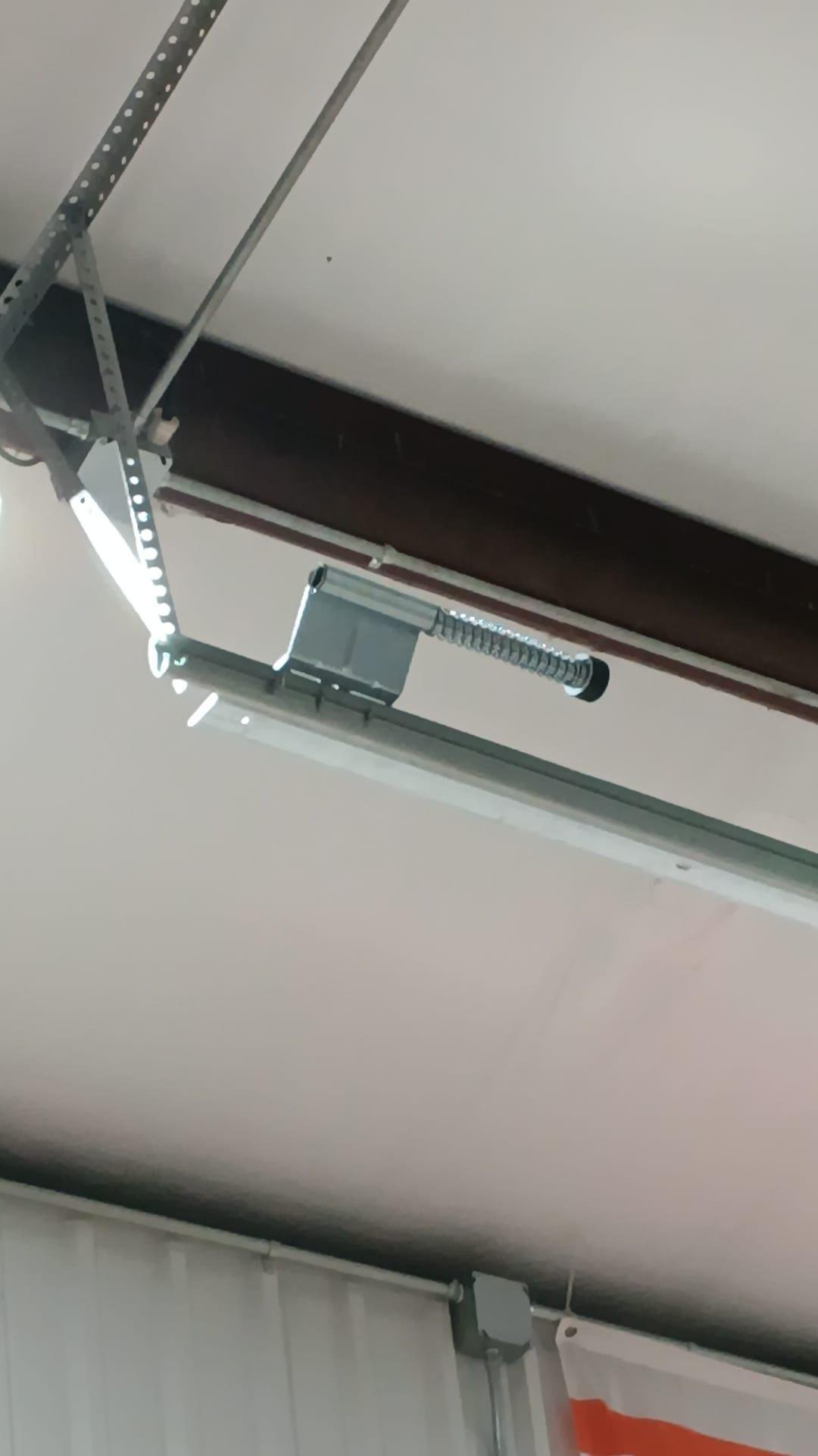 "Top-rated garage door repair experts in 77040 area providing fast and reliable services."
