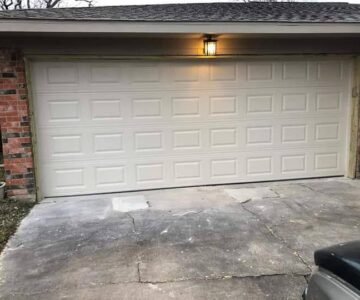 "Top-rated garage door repair services near 77040 offering fast response times and affordable rates."